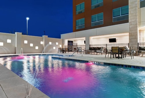 Standard King Room Near City Centre Houston HOU 10 Luxury Bookings