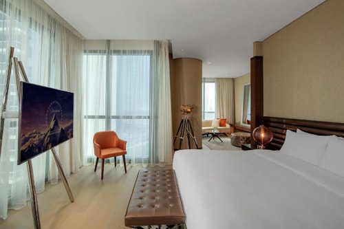 Stage Suite Near Damac Royal Business Luxury Bookings