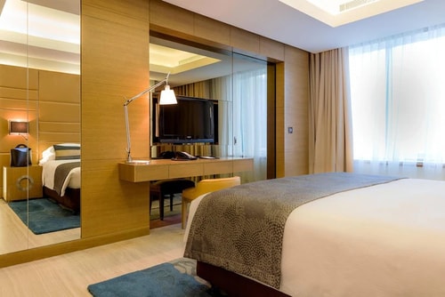 2 Bedroom Near Skyline Residence Sheikh Zayed Road 2 Luxury Bookings