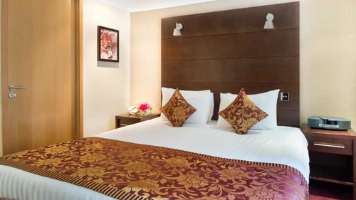 Deluxe Double Room Near Morita Estates LON 3 Luxury Bookings