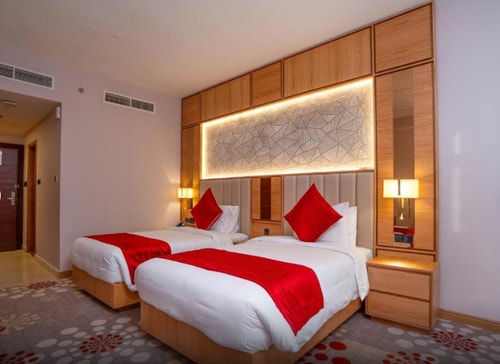 Deluxe King Or Twin Room Near Abu Hail Park Dubai 1 Luxury Bookings