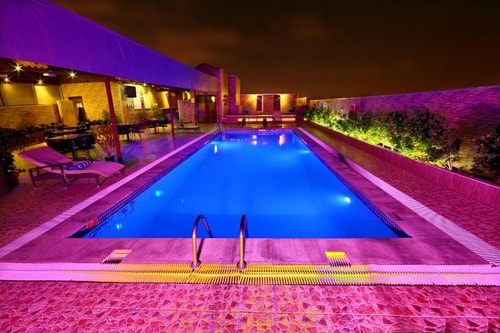 Superior King Room Near Al Khabaisi Park Dubai 16 Luxury Bookings