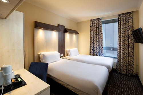 Standard Double Or Twin Room Near Garden Halls LON 5 Luxury Bookings