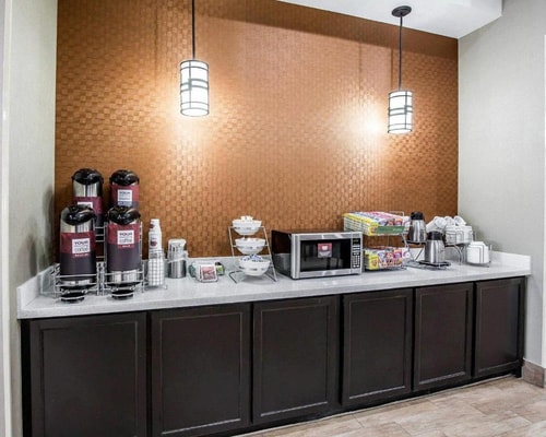 King Suite Near Flaah Islamic Center HOU 11 Luxury Bookings