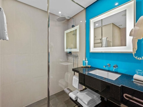 Superior Double Or Twin Near Dubai Sports World 7 Luxury Bookings