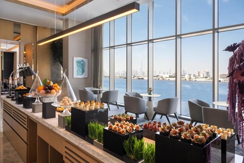 Deluxe King Room Near The Palace Site Office Dubai 15 Luxury Bookings