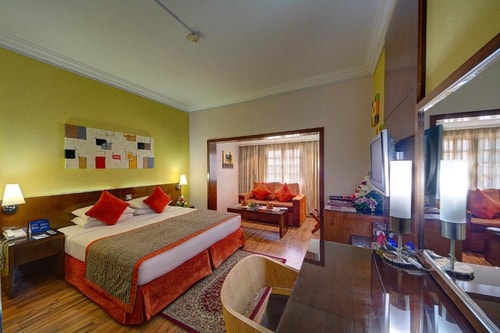 Deluxe Suite Near Sindhi Ceremonial Centre 1 Luxury Bookings