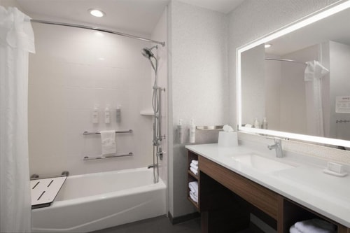 Studio Suite Near Buckner Terace Animal Clinic DAL 3 Luxury Bookings