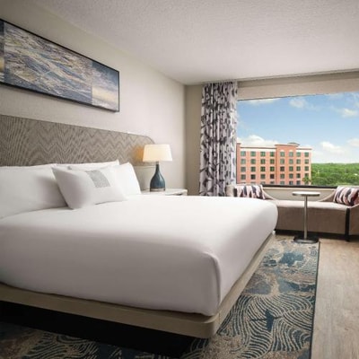 Deluxe King Suite Near The Island Spa ORL 1 Luxury Bookings