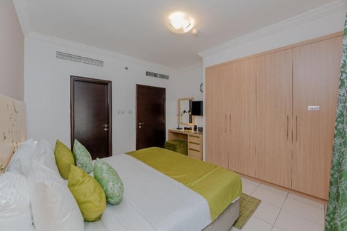 One Bedroom Apartment Near Mall of Emirates Ab Luxury Bookings
