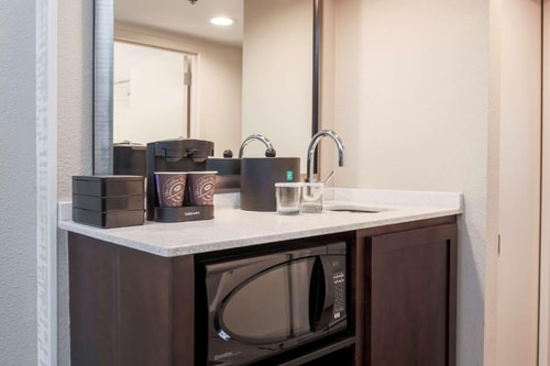 Standard Room Near Bachman Greenbelt Trail DAL 1 Luxury Bookings