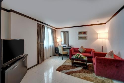 Executive Suite Near Mall Of Emirates Ab 3 Luxury Bookings