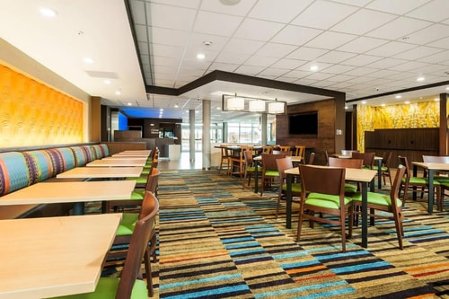 King Room Near Windfern Business Park HOU 6 Luxury Bookings