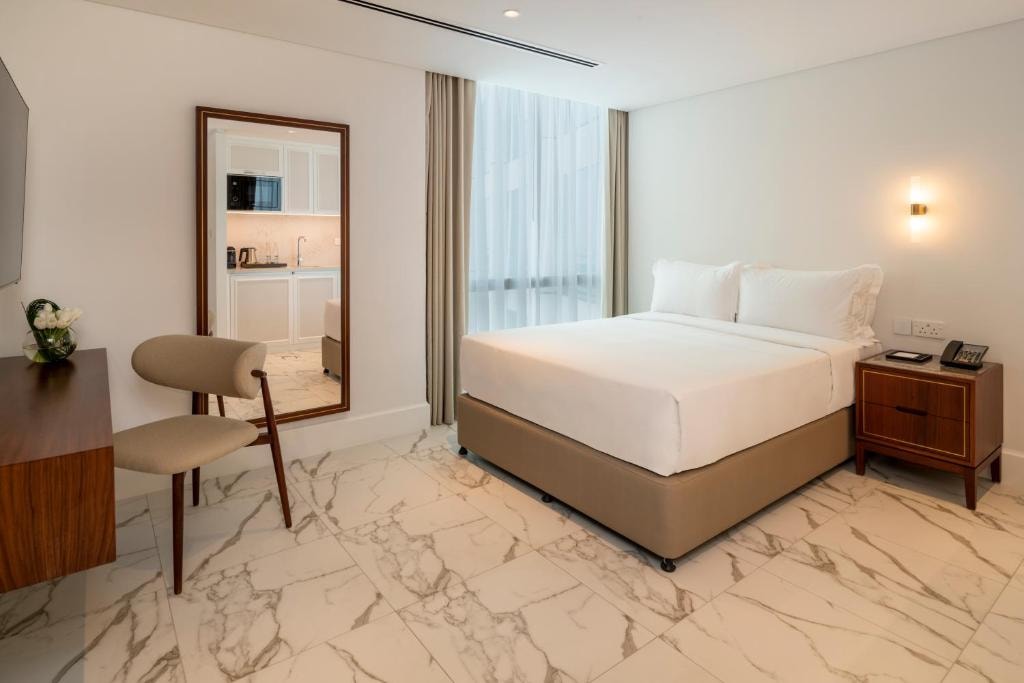 Queen Room Pet Friendly Near To Expo City Dubai Luxury Bookings