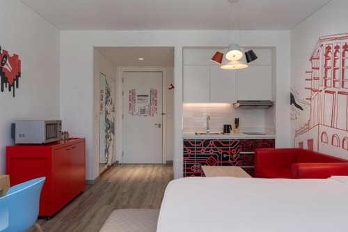 Studio Apartment Near Fakeeh University Dubai 2 Luxury Bookings