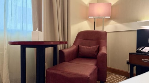 Executive King Or Twin Room Near Al Ghurrair Mall 8 Luxury Bookings