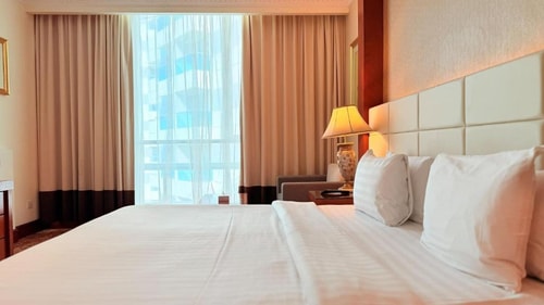 Superior Room Near Carryfood Supermarket 4 Luxury Bookings