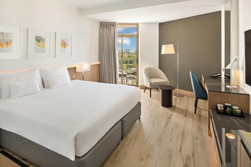 Resort View Room Near Jebel Ali Beach Duabi Luxury Bookings