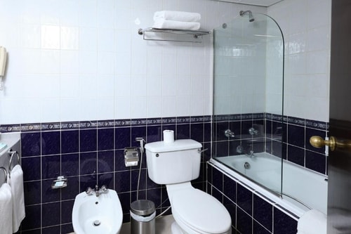 Deluxe King Or Twin Room Near By Deira Clocktower 6 Luxury Bookings