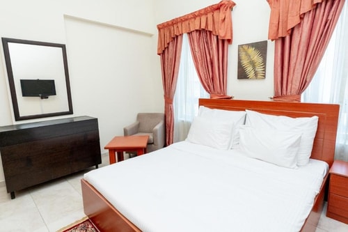 Three Bedroom Apartment Near By Burjuman Mall Luxury Bookings