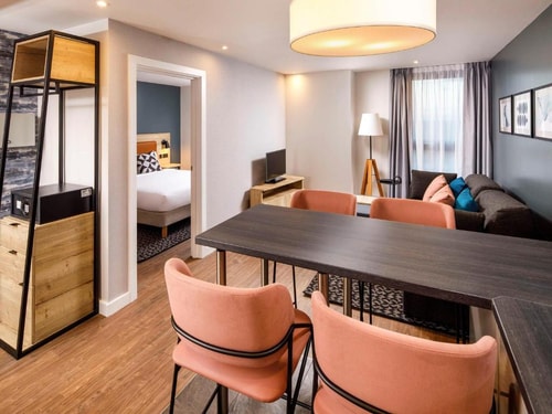 One Bedroom Apartment Near Sutton High School LON 6 Luxury Bookings