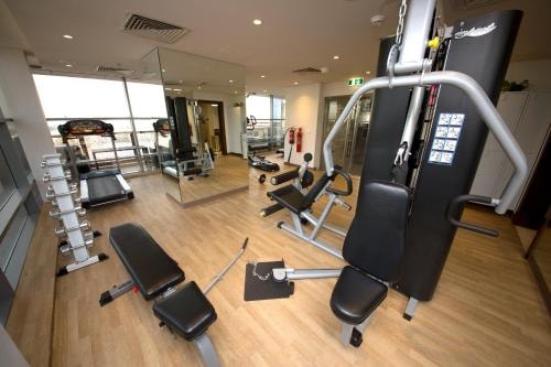 Standard King Or Twin Room Near Baniyas Square 17 Luxury Bookings