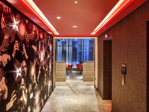 Queen Room Near Oxbridge Online School LON 9 Luxury Bookings