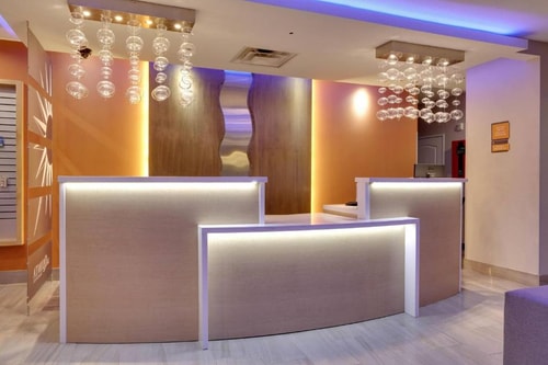 Deluxe King Room Near Cotton Holdings DAL 6 Luxury Bookings