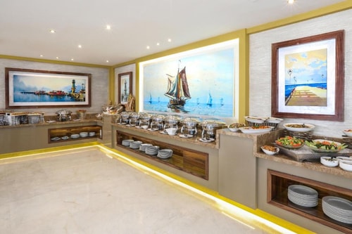 Standard King Or Twin Room Near Barsha Heights 12 Luxury Bookings