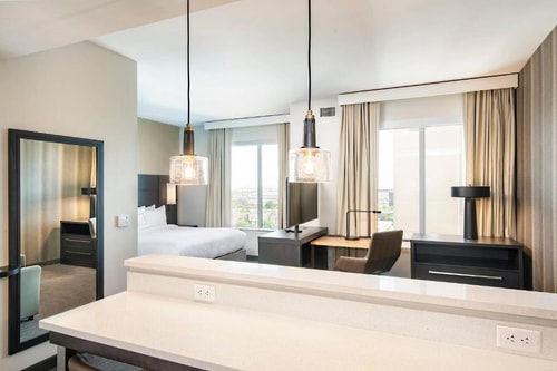 King Studio Near United States Postal Service HOU 2 Luxury Bookings