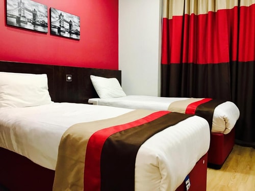 Double Or Twin Room Near Telefonzelle LON 1 Luxury Bookings