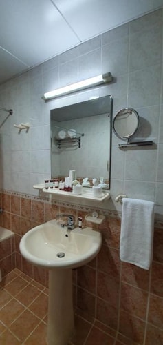 Two Bedroom Apartment Near Electra Park 11 Luxury Bookings