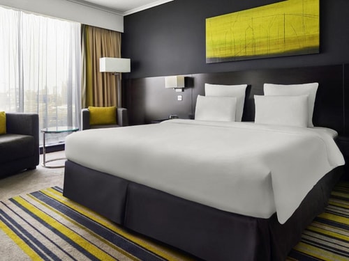Superior King Room Near Deira City Center 1 Luxury Bookings