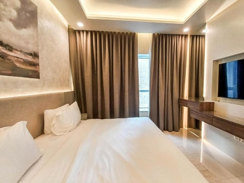 Two Bedroom Apartment Near Capital Park 1 Luxury Bookings