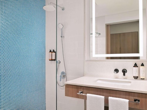 Classic Room Near by Gold Souq Metro Station 6 Luxury Bookings