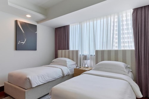 Two Bedroom Residence Near Dubai Sports World 1 Luxury Bookings
