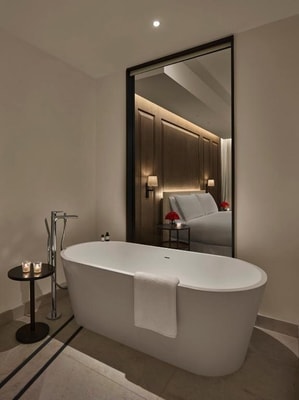 Deluxe King Room Near Zayed HerIitage Center 3 Luxury Bookings