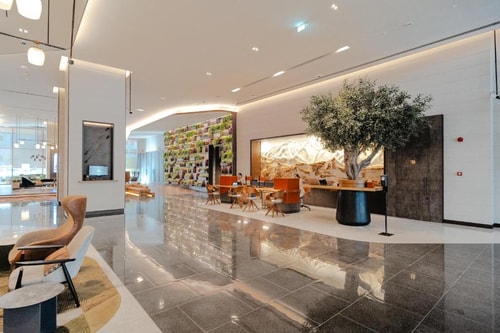 Deluxe Room Near The Paragon Tower Dubai 11 Luxury Bookings