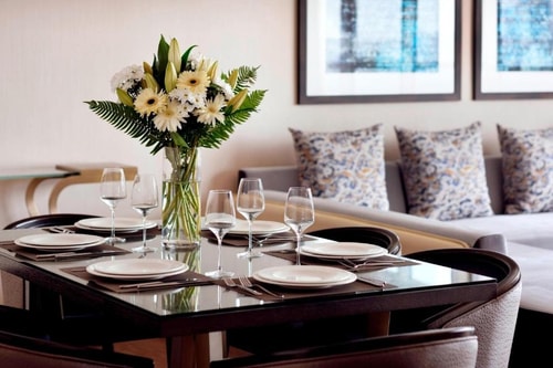 Luxury 3 Bedroom Apartment Walk from Al Wahda Mall 2 Luxury Bookings