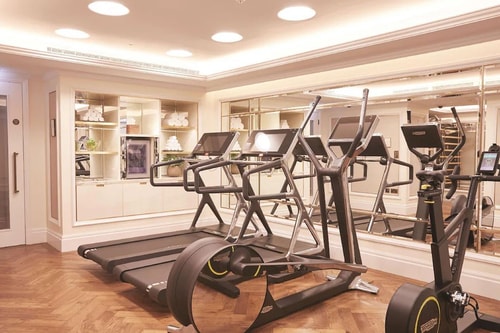Superior Queen Room Near Belgrave Square LON 12 Luxury Bookings