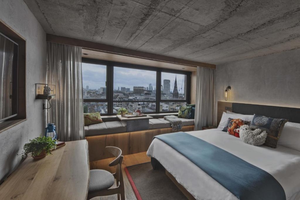 King Room Near Cavendish Square Gardens LON Luxury Bookings