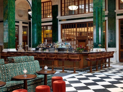 Queen Room Near Browan Solicitors Limited LON 8 Luxury Bookings