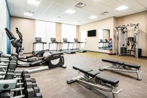King Studio Near United States Postal Service HOU 5 Luxury Bookings