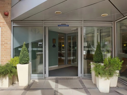 Standard Room Near Furnivall Gardens LON 14 Luxury Bookings