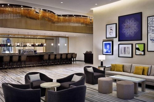 Luxury 3 Bedroom Apartment Walk from Al Wahda Mall 15 Luxury Bookings