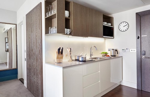 Studio Suite Near Go Mammoth LON 4 Luxury Bookings