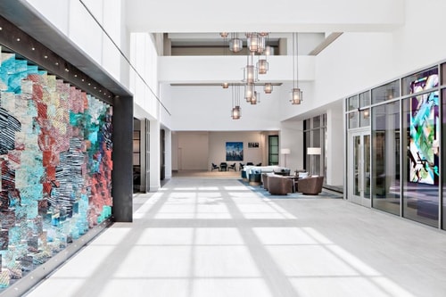 Guest Room Near Celebration of Life Park DAL 8 Luxury Bookings