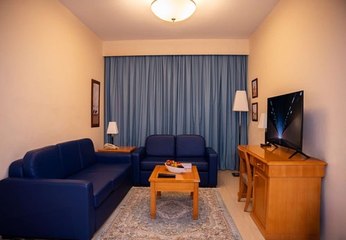 Two Bedroom Apartments Near Khalid Lake 4 Luxury Bookings