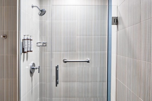 Queen Room Near Silver Diner WDC 7 Luxury Bookings