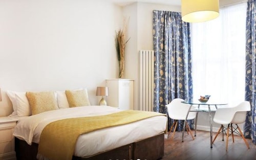 Studio Near Tantric Journey LON 1 Luxury Bookings